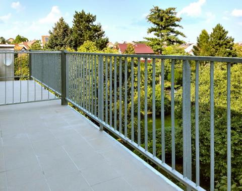 69306958 455926558326420 4377399971951935488 N